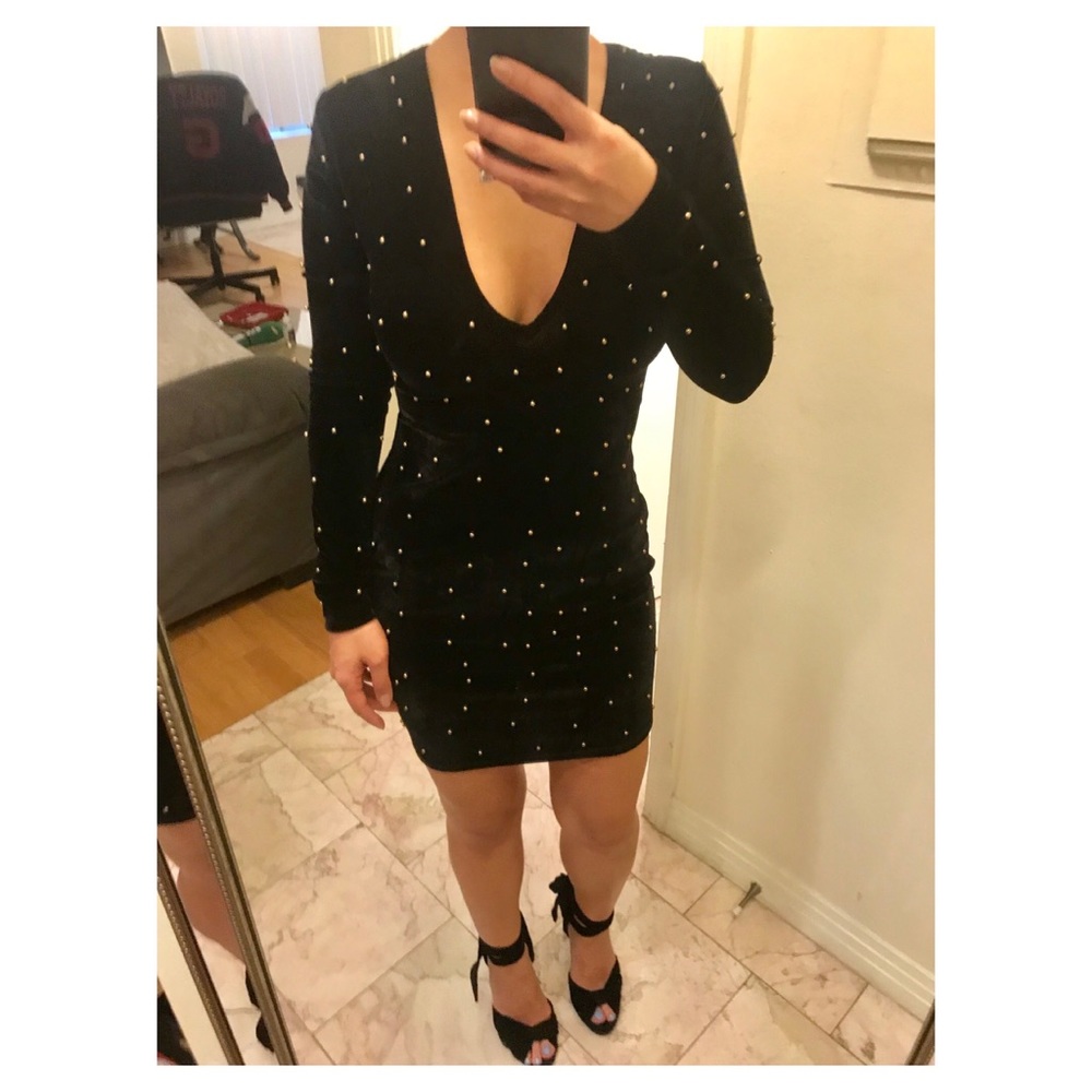 Bodycon Velvet dress stud details